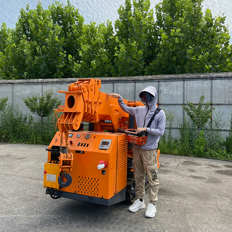 Where is the spider crane used？